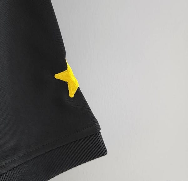 Retro 00/01 Colo Colo Away  Soccer Jersey - Image 3