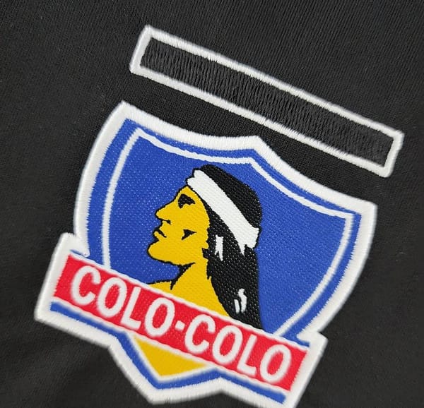 Retro 00/01 Colo Colo Away  Soccer Jersey - Image 6