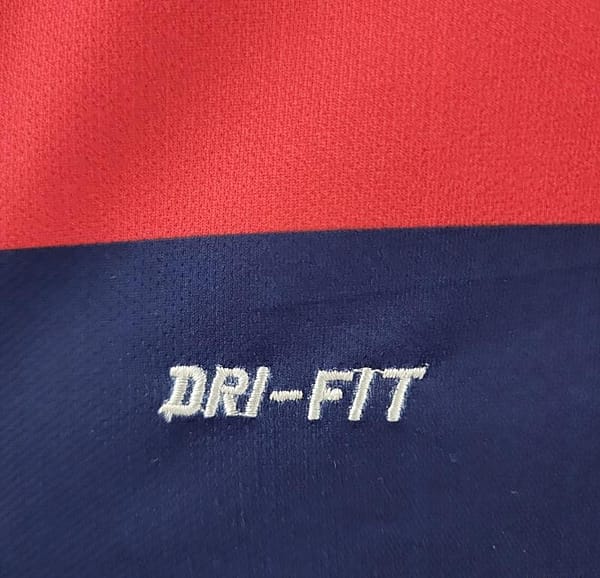 Retro 15/16 Barcelona Home  Soccer Jersey - Image 5