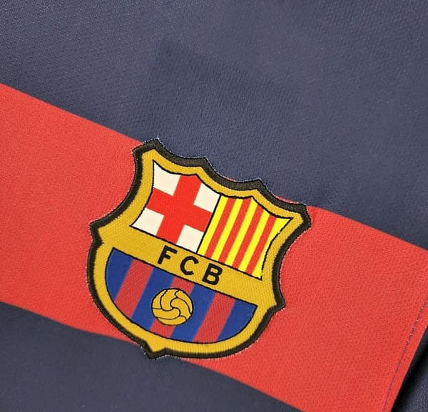 Retro 15/16 Barcelona Home  Soccer Jersey - Image 9