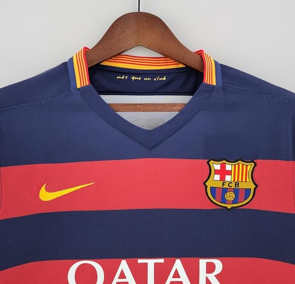 Retro 15/16 Barcelona Home  Soccer Jersey - Image 10