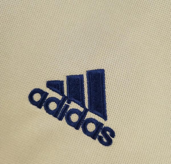 Retro 04/05 Bayern Munich Away  Soccer Jersey - Image 6