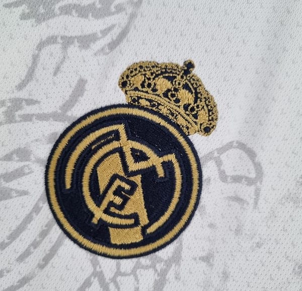 22/23 Real Madrid Chinese Dragon White - Image 10