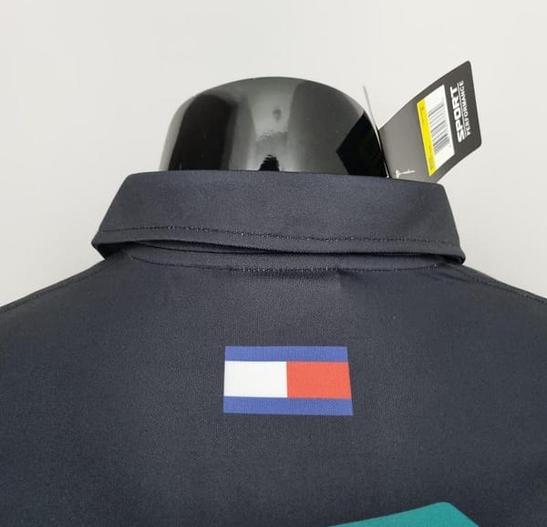 2022 F1 Formula One; Mercedes Benz #63 Polo Black - Image 7