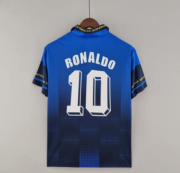 Retro Inter Milan 97/98 Ronaldo Shirt - Image 2