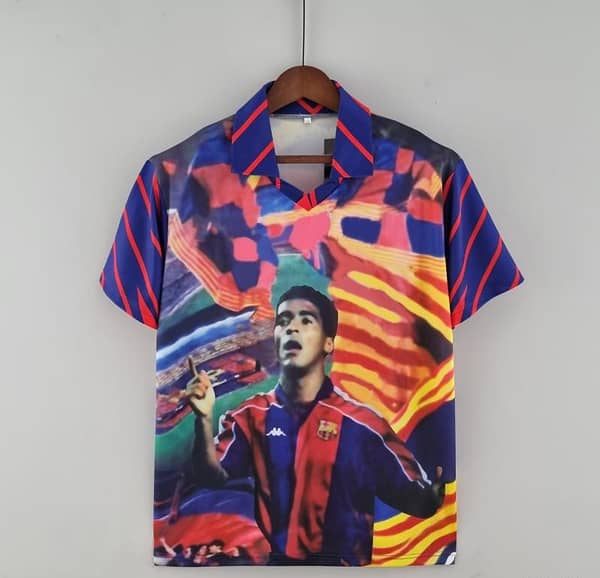 Retro Barcelona 93/94 Romario Jersey