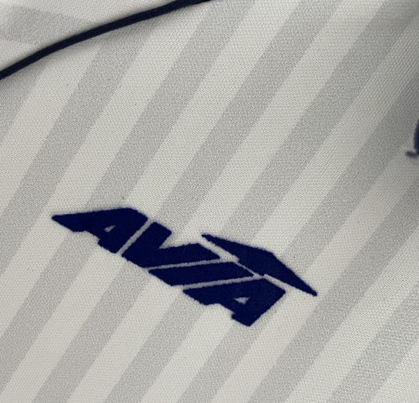 Retro Universidad De Chile 94/95 Away Soccer Jersey - Image 7