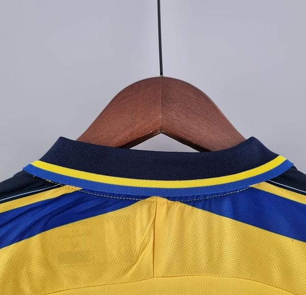 Retro Parma 99/00 Home Soccer Jersey - Image 3