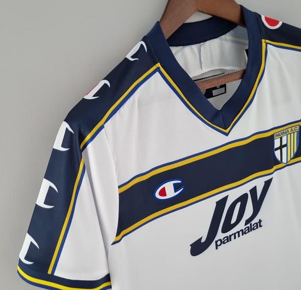 Retro Parma 01/02 Away Soccer Jersey - Image 5