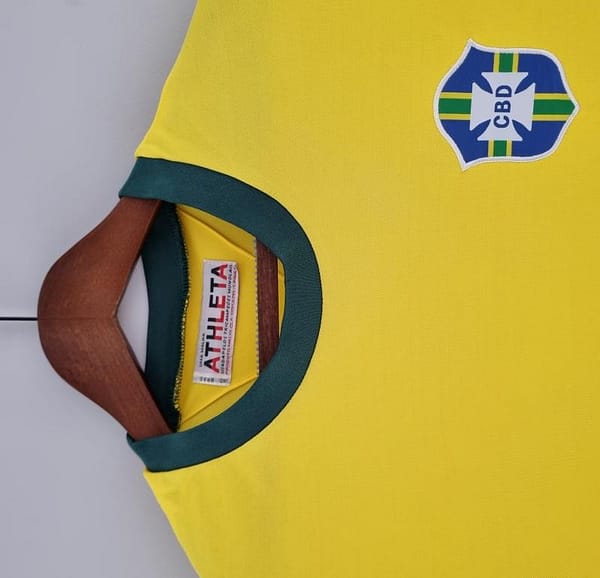 Retro Brazil 1970 Home Soccer Jersey - Image 2