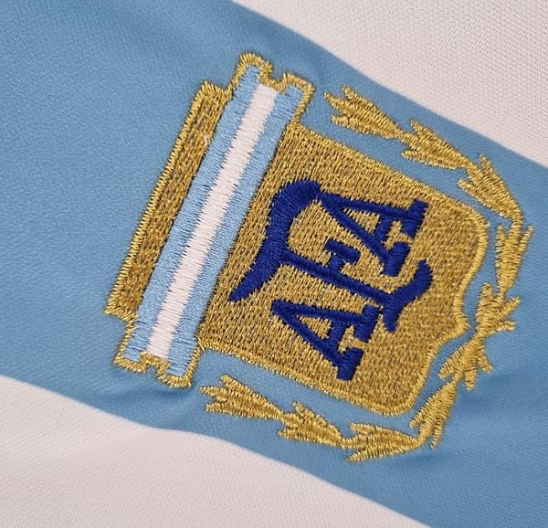 Retro Argentina 1993 Home Soccer Jersey - Image 3