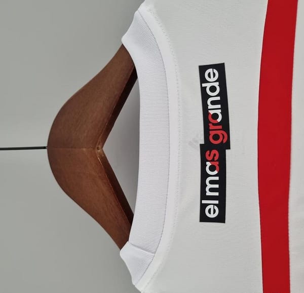 Retro River Plate 15/16 Home Soccer Jersey - Image 9