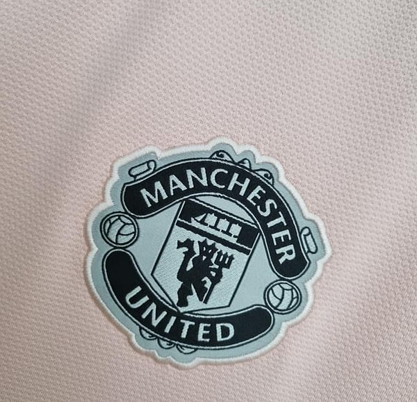Retro Manchester United 18/19 away Soccer Jersey - Image 8