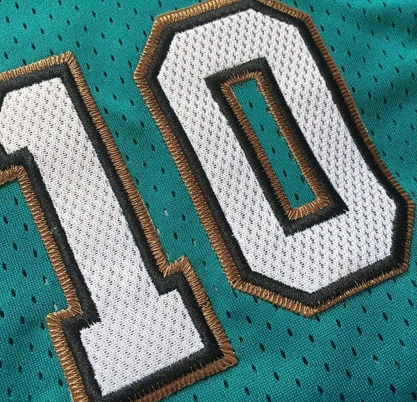 Men's Mike Bibby Green Retro Classic Team Jersey - Image 7