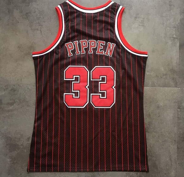 Men's Scottie Pippen Black Retro Classic Team Jersey - Image 5