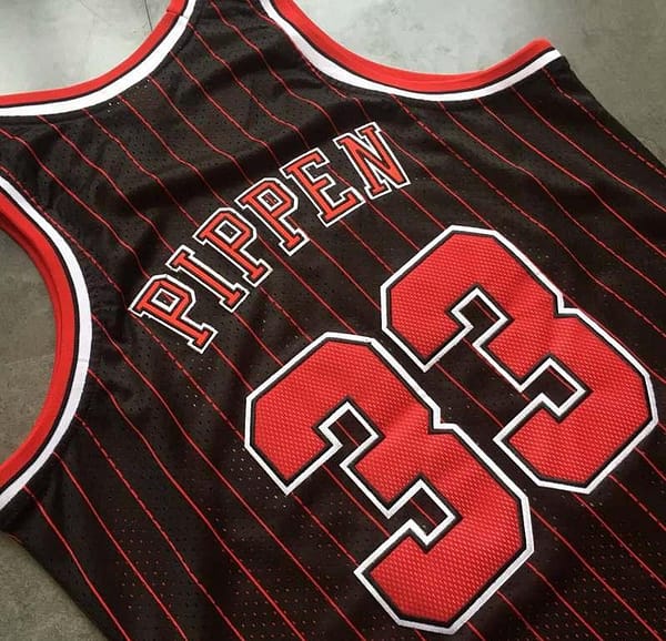 Men's Scottie Pippen Black Retro Classic Team Jersey - Image 7