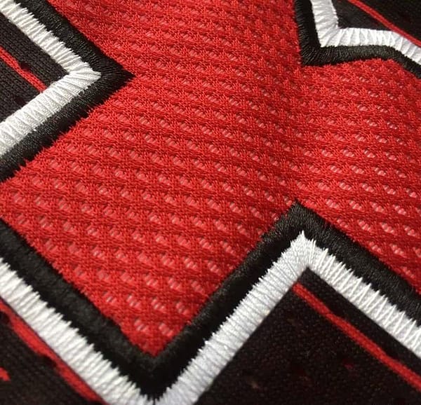 Men's Scottie Pippen Black Retro Classic Team Jersey - Image 10