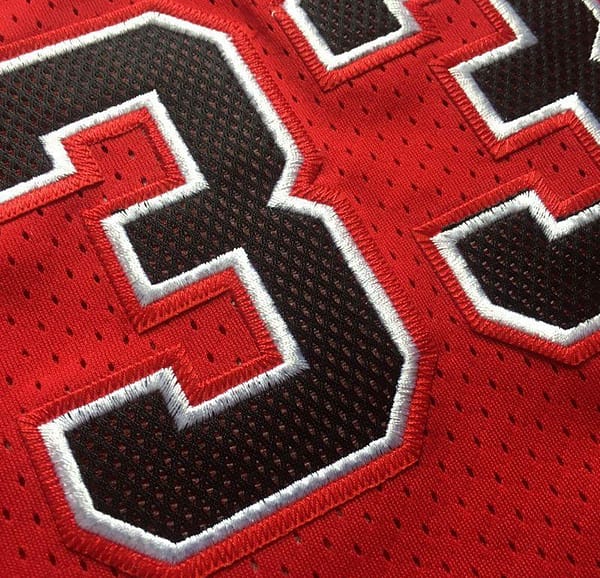 Men's Scottie Pippen Red Retro Classic Team Jersey - Image 5