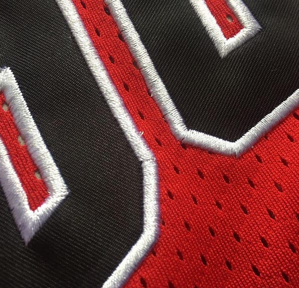 Men's Scottie Pippen Red Retro Classic Team Jersey - Image 4