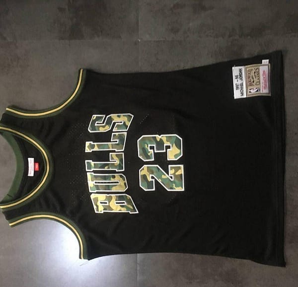 Men's Michael Jordan Black Retro Classic Team Jersey - Image 7