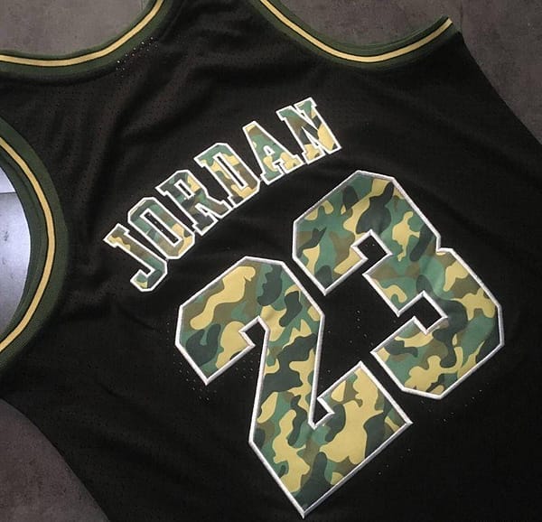 Men's Michael Jordan Black Retro Classic Team Jersey - Image 9