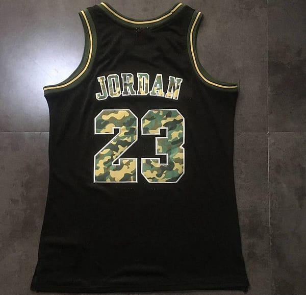 Men's Michael Jordan Black Retro Classic Team Jersey - Image 4