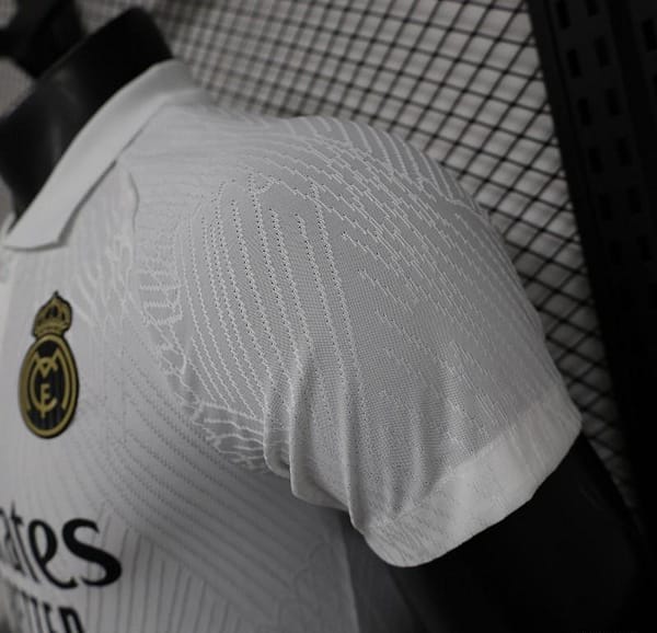 Player Version 24/25 Real Madrid Dragon White Special Jersey - Image 4