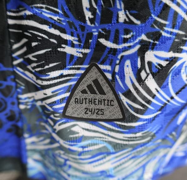 Player Version 24/25 Real Madrid Black/Blue Dragon Special Jersey - Image 3