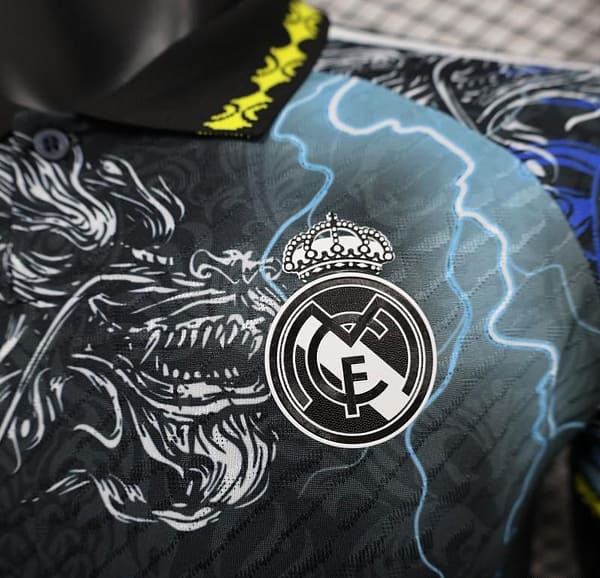 Player Version 24/25 Real Madrid Black/Blue Dragon Special Jersey - Image 8