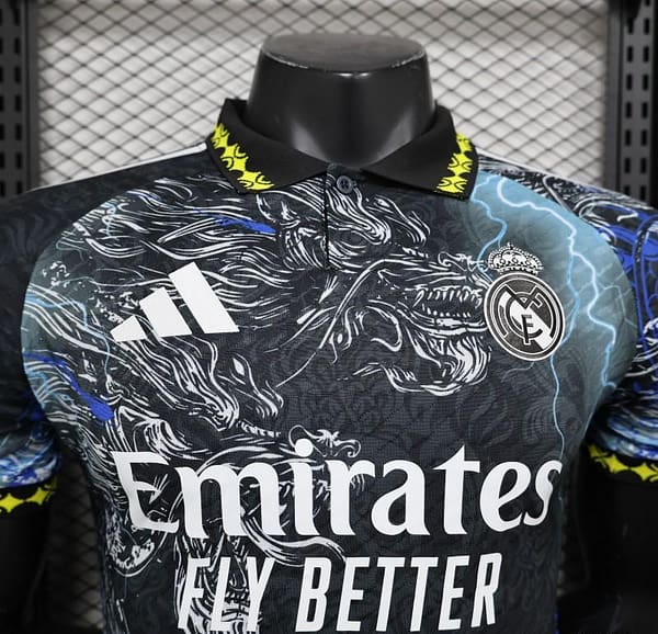 Player Version 24/25 Real Madrid Black/Blue Dragon Special Jersey - Image 9