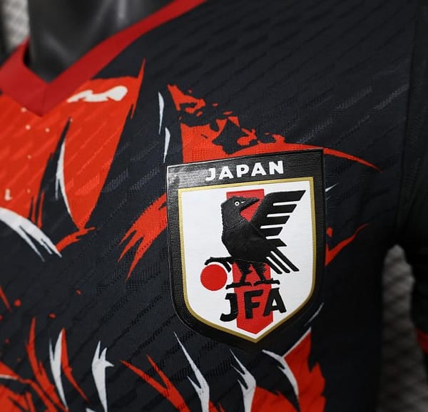 Player Version 2024 Japan Dragon Ball Goku Red/Black Jersey - Image 5