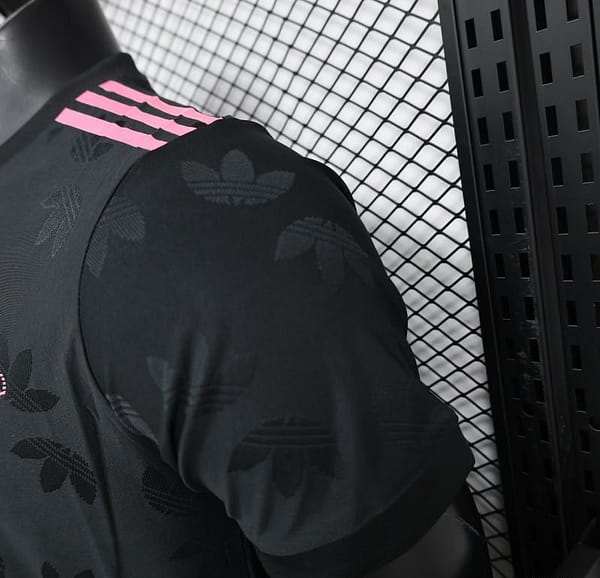 Player Version 24/25 Juventus x Adidas Original Black Jersey - Image 4
