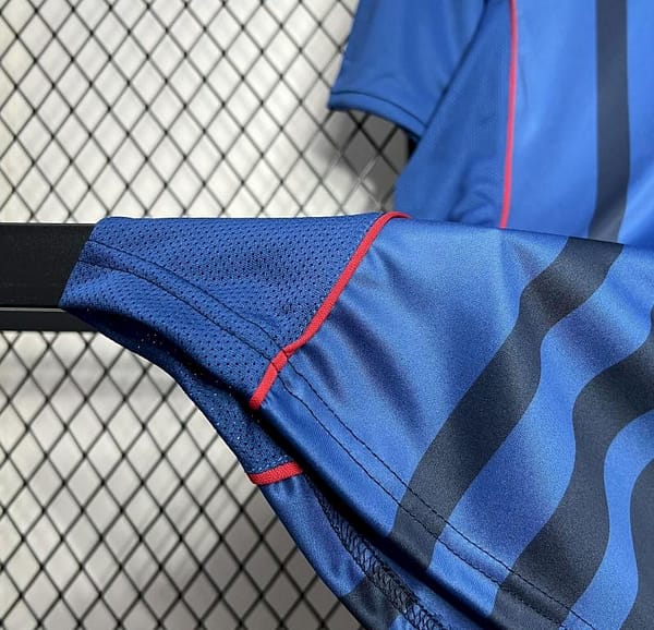 Retro 04/05 Barcelona Away Retro Jersey - Image 3