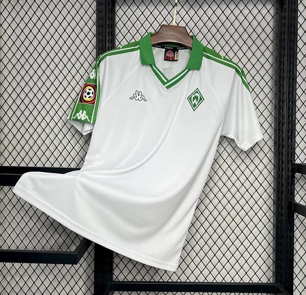 Retro 01/02 Werder Bremen Away Jersey - Image 3