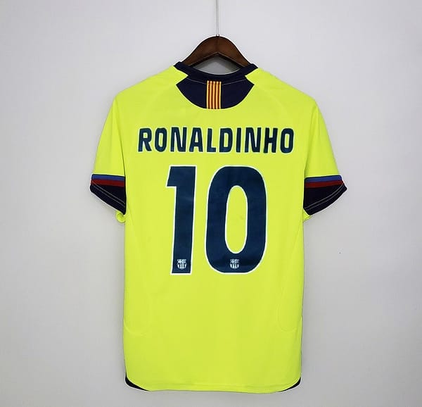 Retro Barcelona 05/06 away Soccer Jersey - Image 6