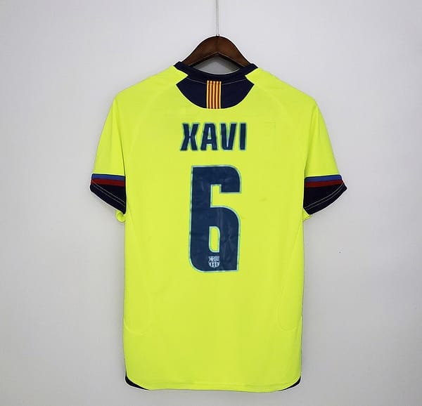 Retro Barcelona 05/06 away Soccer Jersey - Image 7
