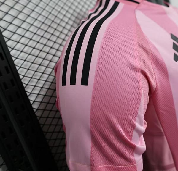 Player Version 25/26 Inter Miami Home Jersey - Image 6
