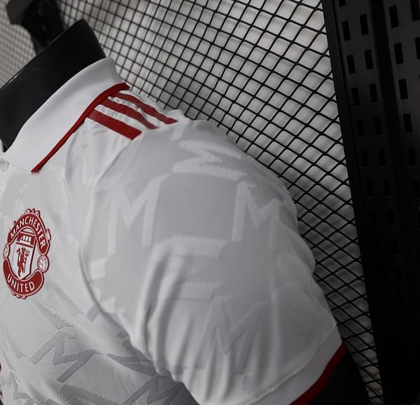 Player Version 25/26 Manchester United White Special Jersey - Image 4