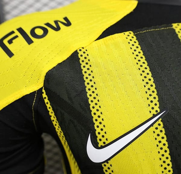 Player Version 25/26 Al-Ittihad Home Jersey - Image 11