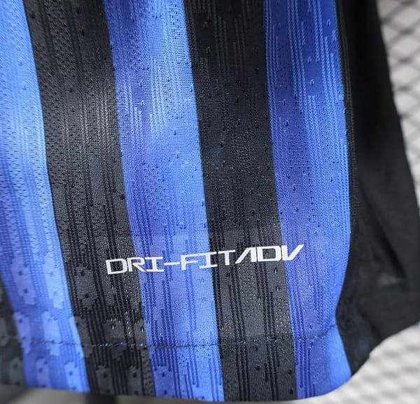 Player Version 25/26 Inter Milan Home Jersey With Sponsor - Image 2