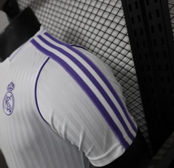 Player Version 25/26 Real Madrid White Icon Jersey - Image 6
