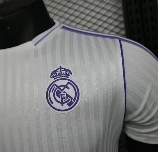 Player Version 25/26 Real Madrid White Icon Jersey - Image 8