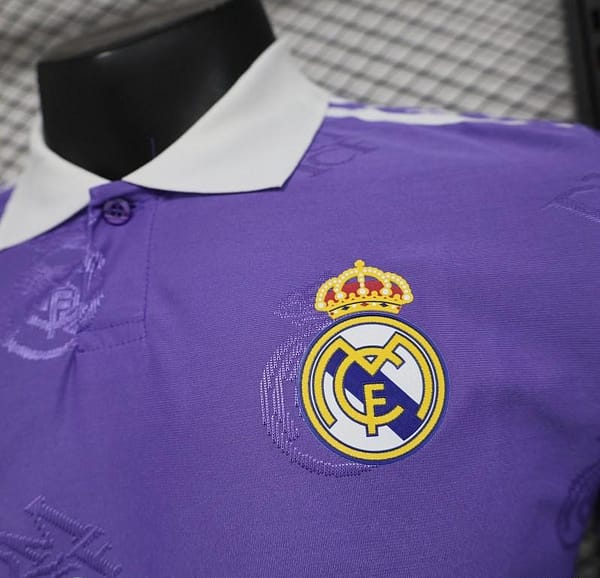 Player Version 24/25 Real Madrid Purple Pre-Match Jersey - Image 4