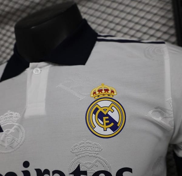 Player Version 24/25 Real Madrid White Pre-Match Jersey - Image 3