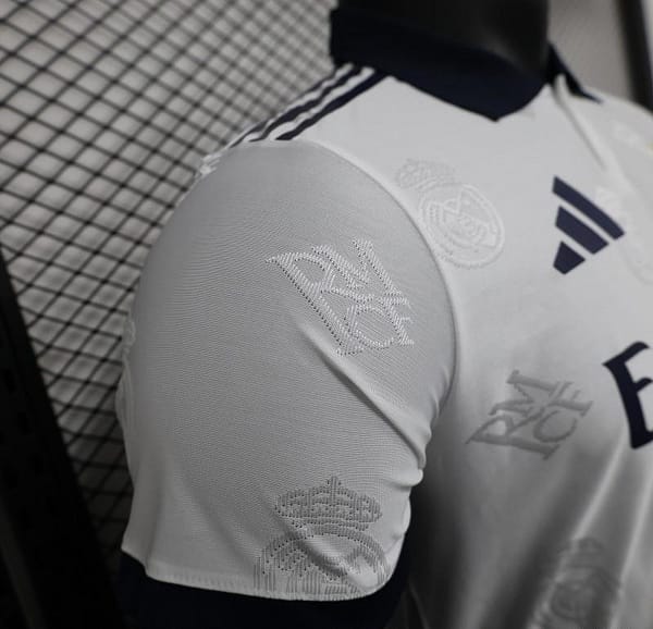 Player Version 24/25 Real Madrid White Pre-Match Jersey - Image 6