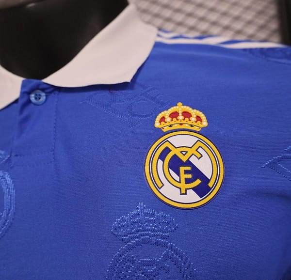 Player Version 24/25 Real Madrid Blue Pre-Match Jersey - Image 6