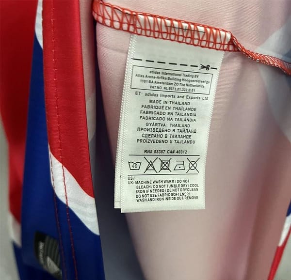 Retro 96/97 Bahia Away Jersey - Image 9