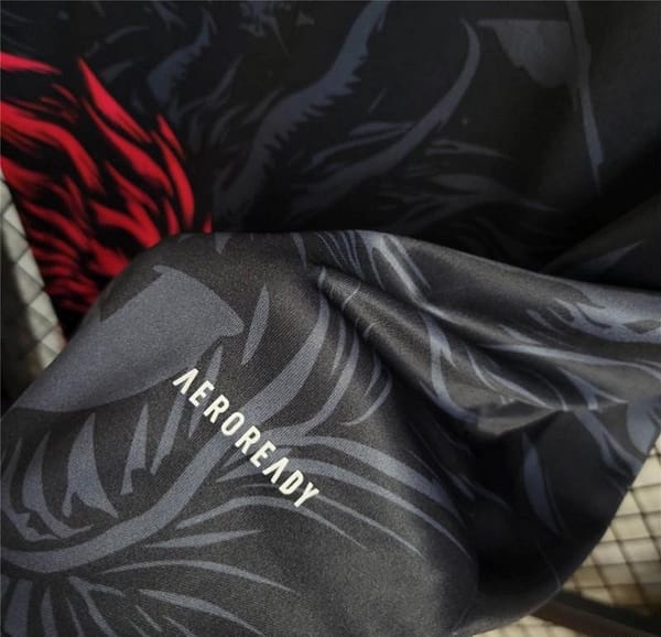24/25 Real Madrid Black/Red Dragon Special Jersey - Image 2