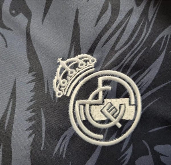 24/25 Real Madrid Black/Red Dragon Special Jersey - Image 3
