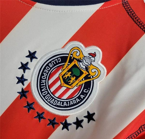 Retro 02/03 Chivas Guadalajara Home Jersey - Image 4